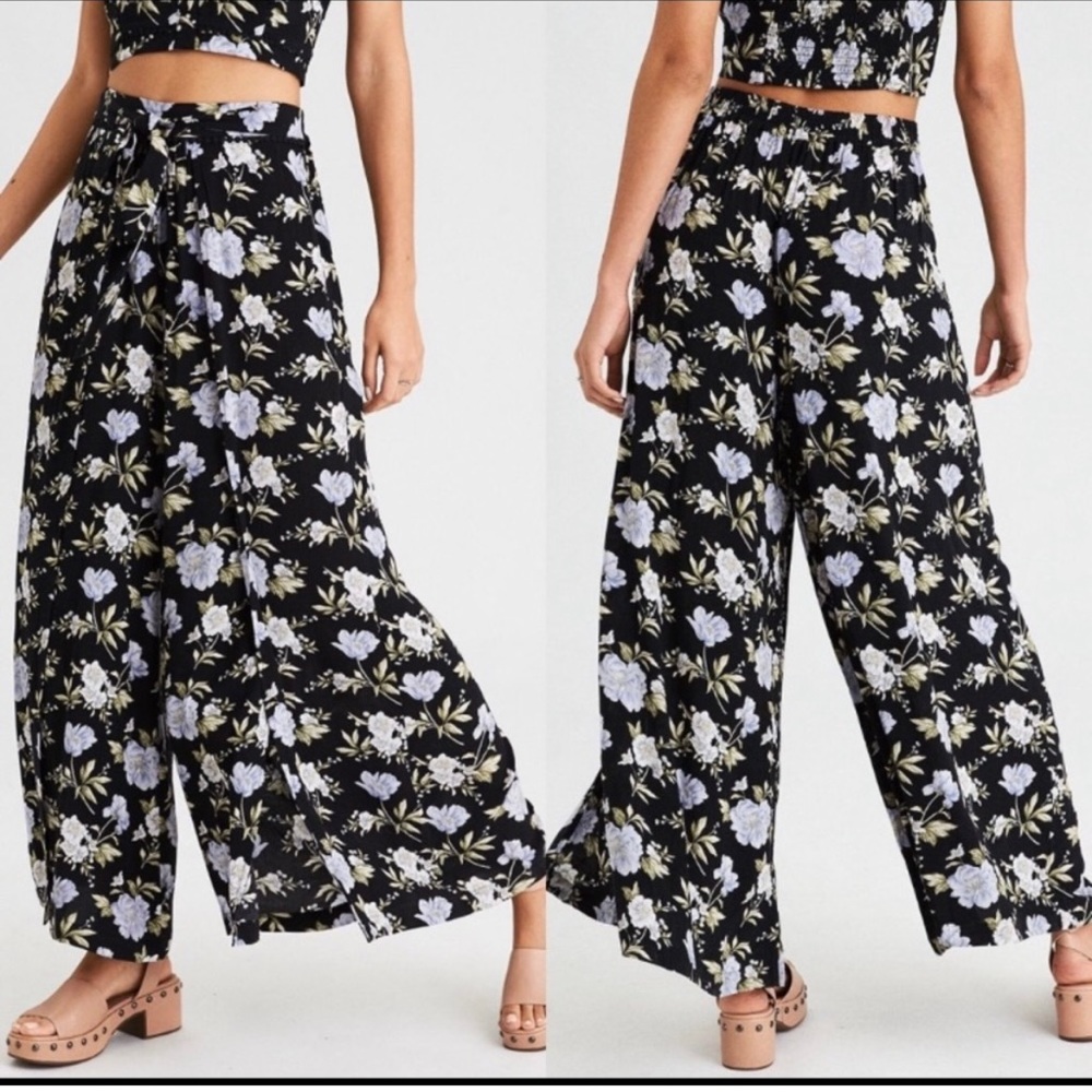 American Eagle Outfitters wide leg pants